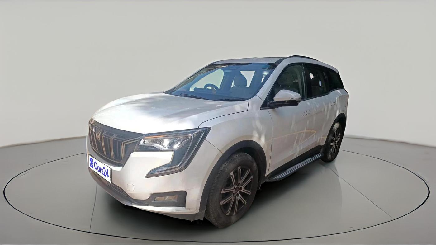 2023 Mahindra XUV700 AX 7 P AT 7 STR, Petrol, Automatic, 39,282 km, exterior