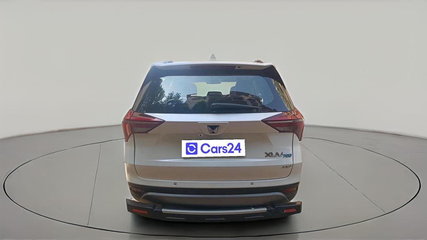 2023 Mahindra XUV700 AX 7 P AT 7 STR, Petrol, Automatic, 39,282 km, exterior