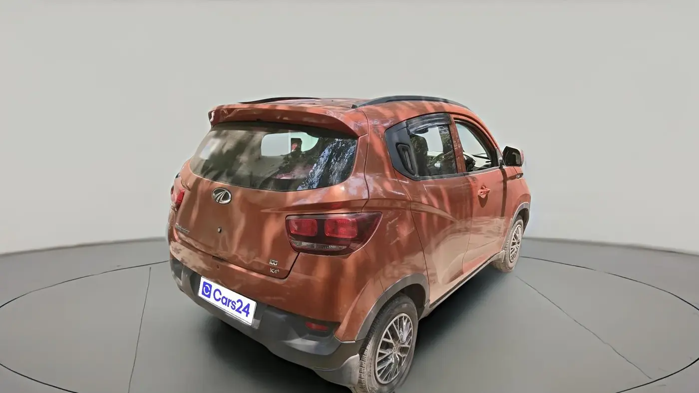 2016 Mahindra Kuv100 K4 6 STR, CNG, Manual, 38,284 km, exterior