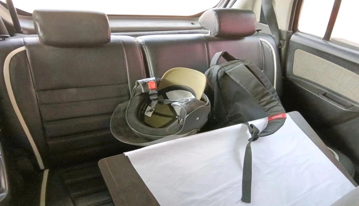 2016 Maruti Wagon R 1.0 LXI CNG, CNG, Manual, 79,043 km, interior