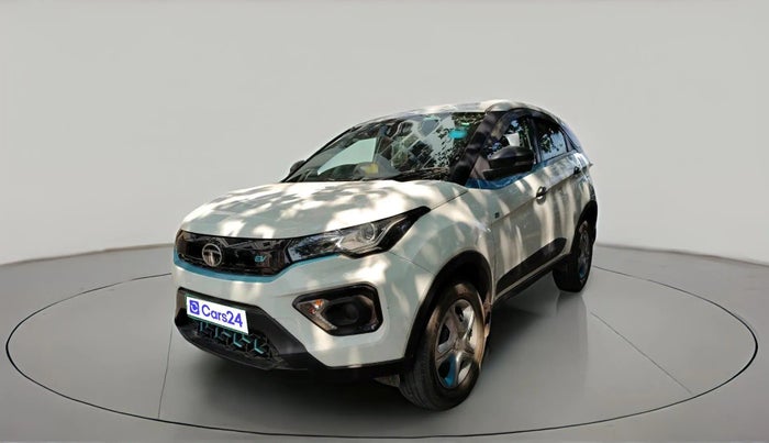2022 Tata NEXON EV XM, Electric, Automatic, 52,443 km, exterior