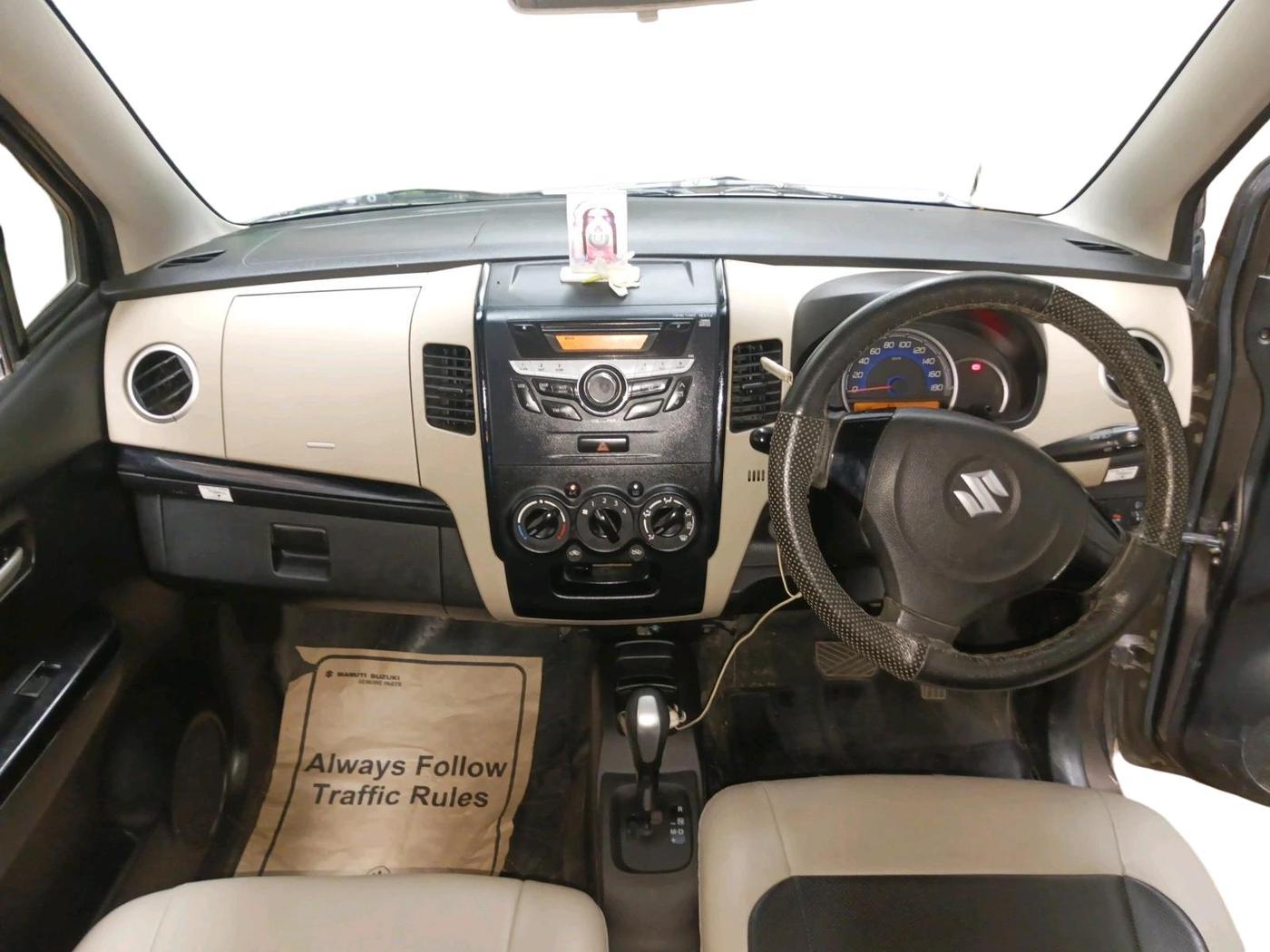 2017 Maruti Wagon R 1.0 VXI AMT, Petrol, Automatic, 30,621 km, interior