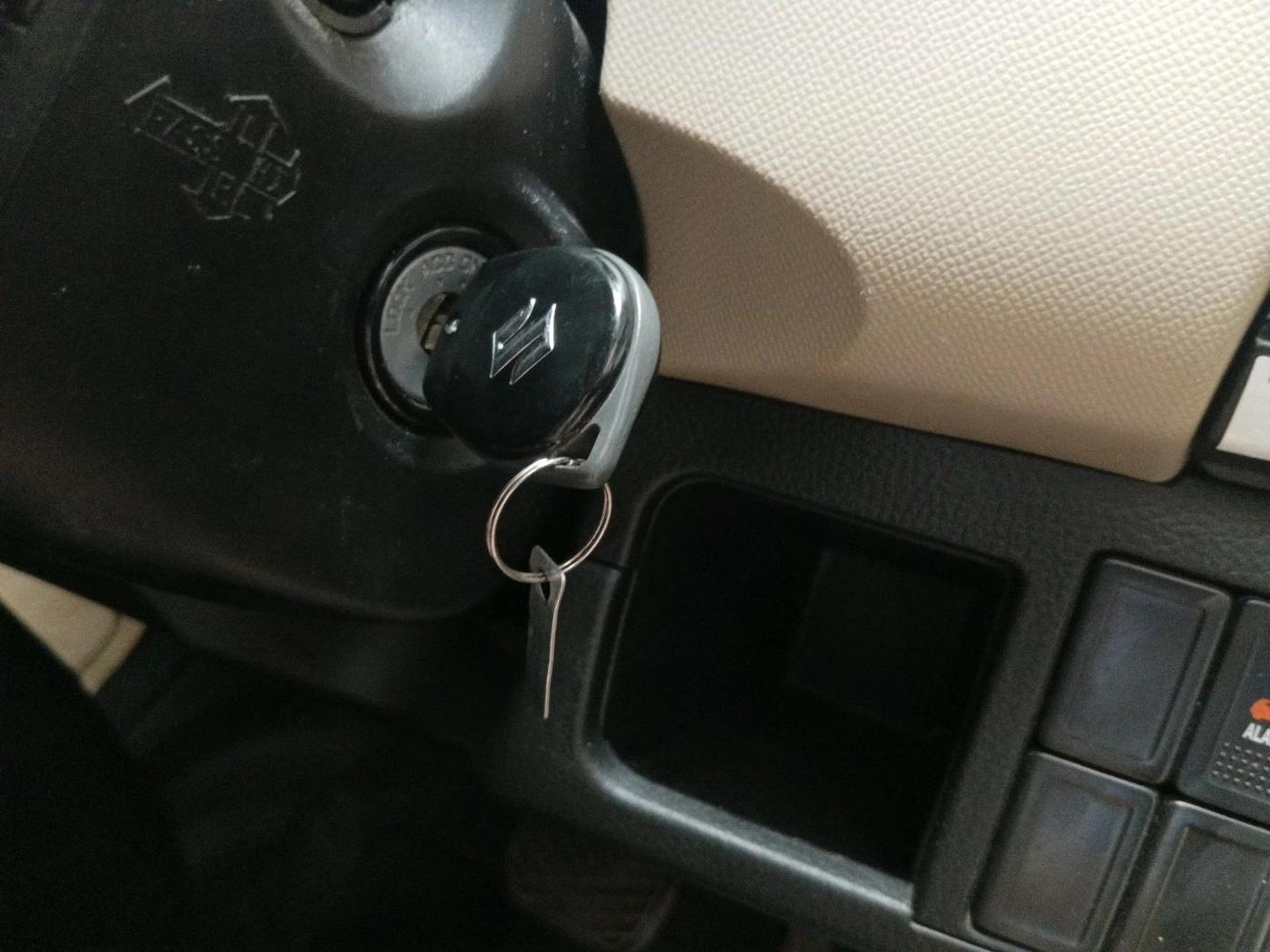 2017 Maruti Wagon R 1.0 VXI AMT, Petrol, Automatic, 30,621 km, interior