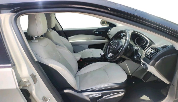 2018 Jeep Compass LIMITED (O) 2.0 DIESEL, Diesel, Manual, 80,395 km, interior