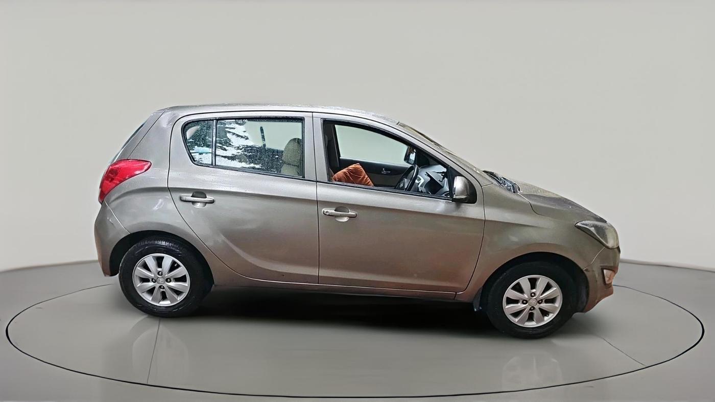 2012 Hyundai i20 SPORTZ 1.4 AT, Petrol, Automatic, 60,448 km, exterior