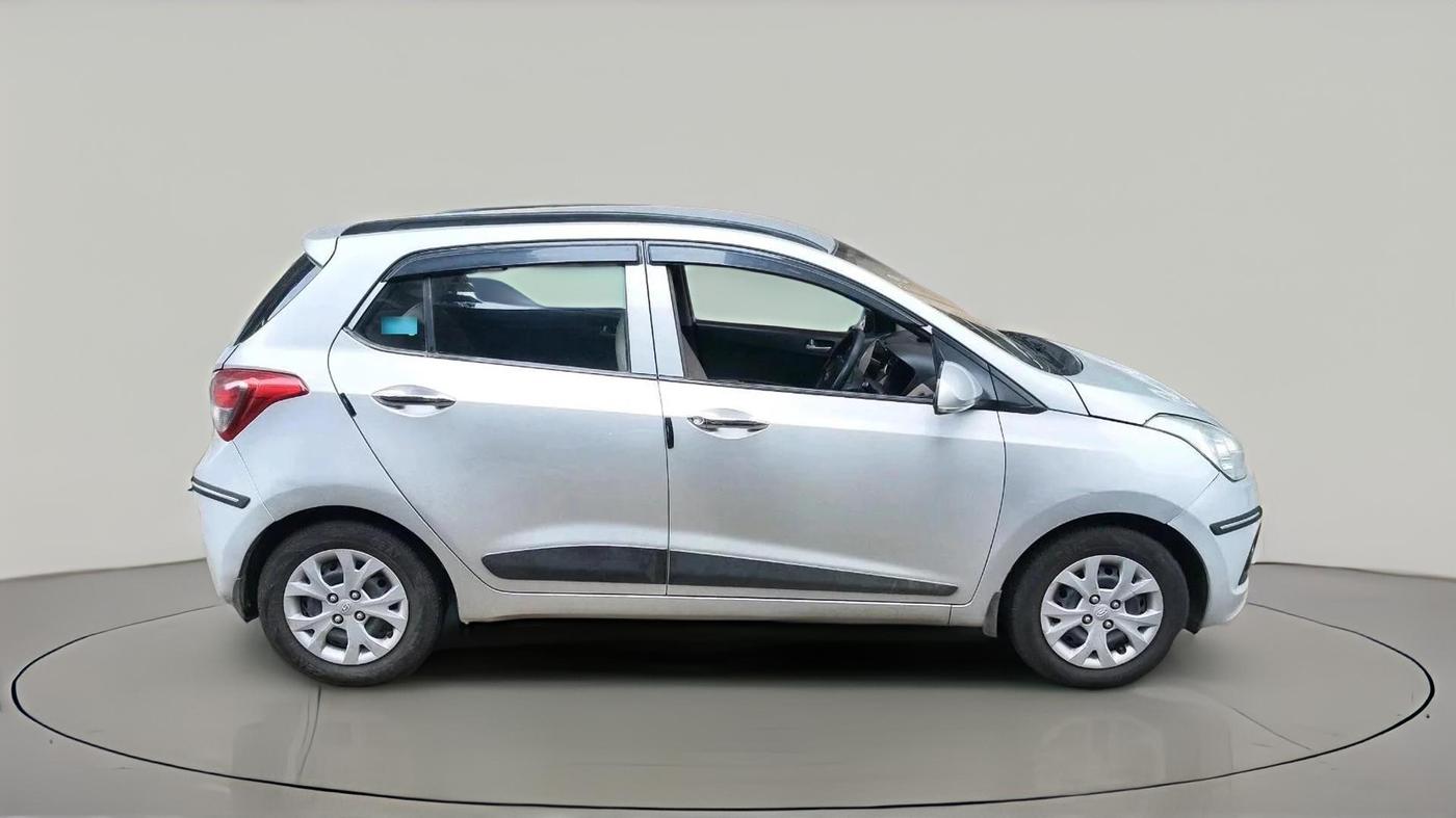 2015 Hyundai Grand i10 SPORTZ 1.2 KAPPA VTVT, Petrol, Manual, 55,080 km, exterior