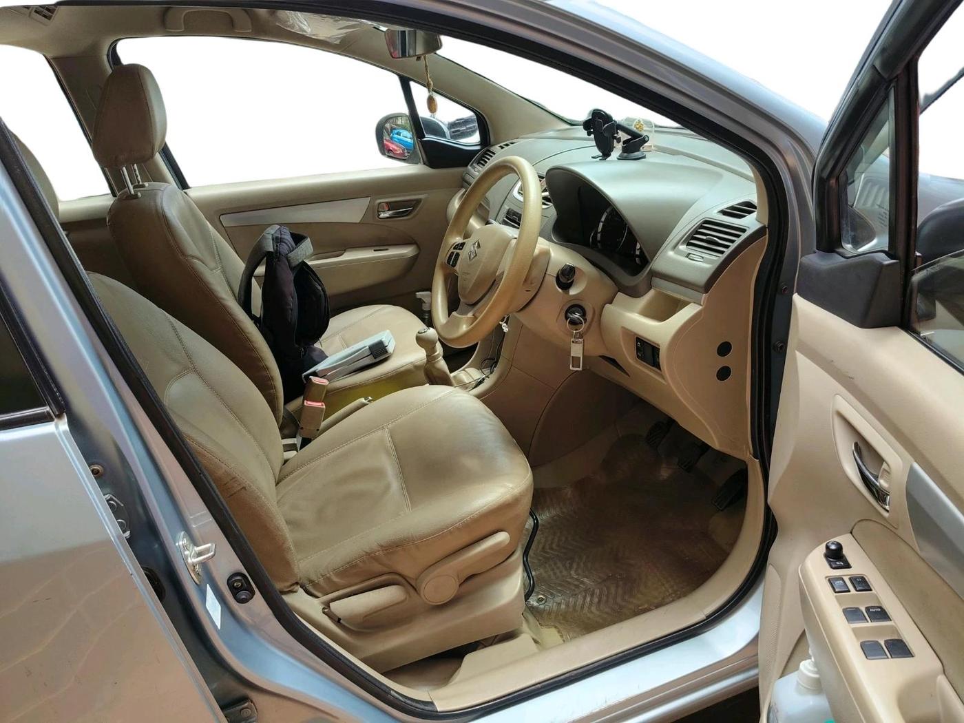 2015 Maruti Ertiga ZXI, Petrol, Manual, 51,080 km, interior