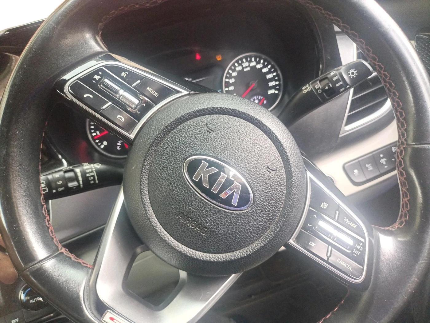 2019 KIA SELTOS GTX PLUS DCT 1.4 PETROL, Petrol, Automatic, 1,11,682 km, interior