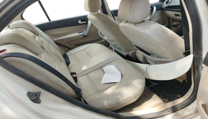 2011 Ford Fiesta Classic SXI 1.6 PETROL, Petrol, Manual, 1,31,936 km, interior