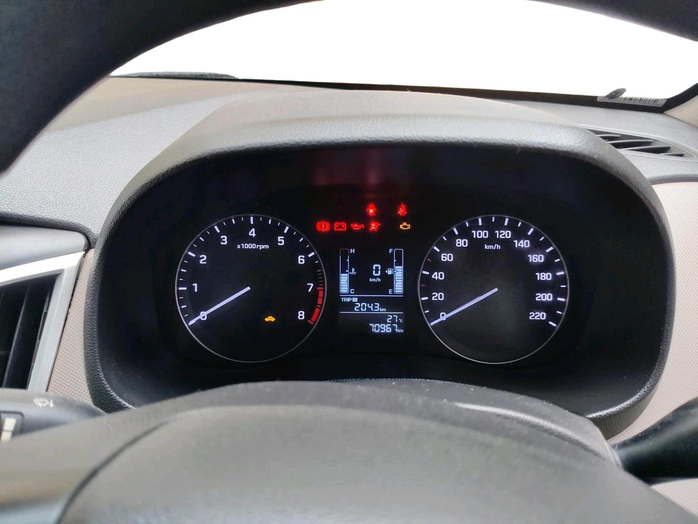 2017 Hyundai Creta E PLUS 1.6 PETROL, Petrol, Manual, 70,967 km, interior