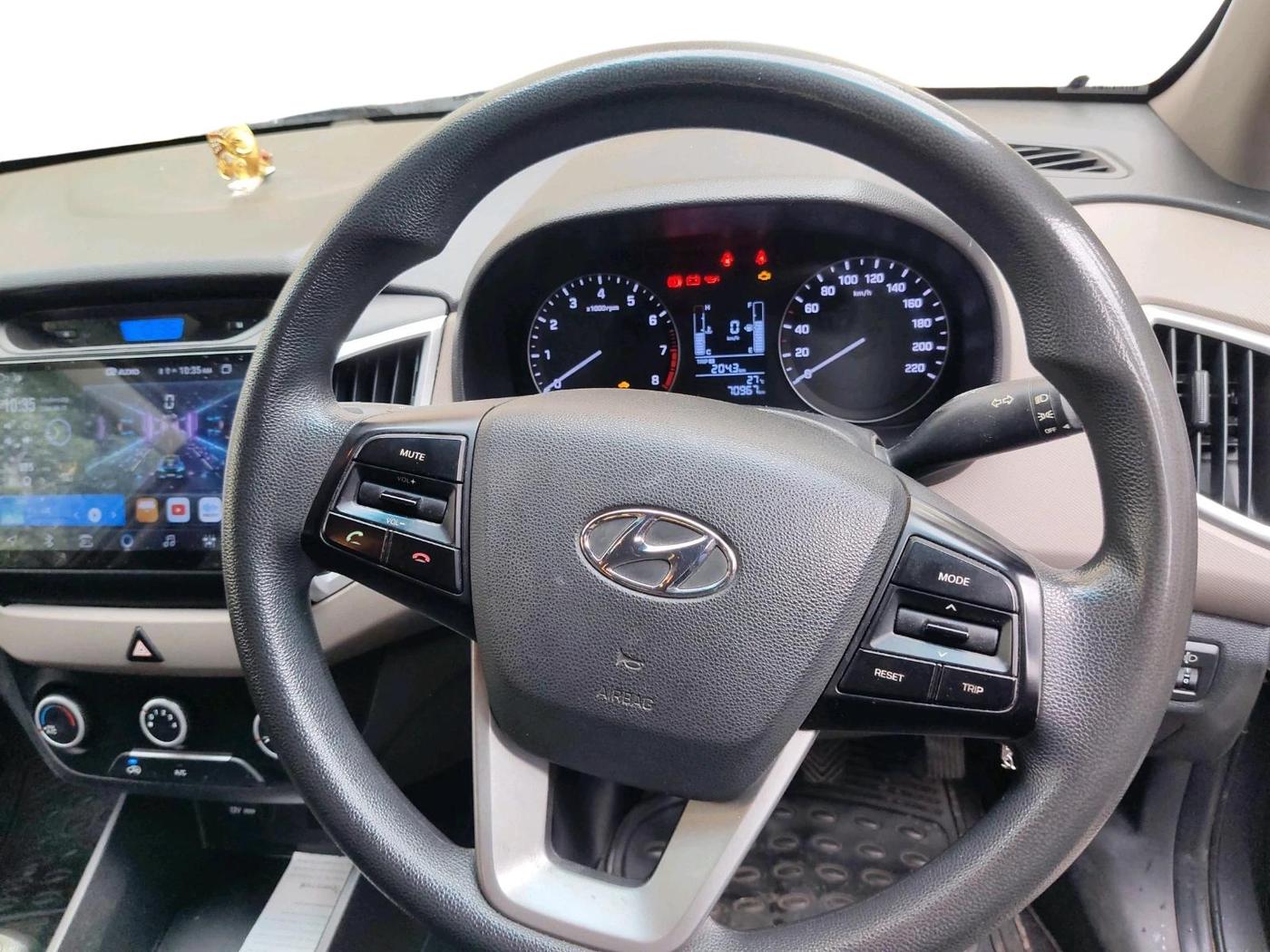 2017 Hyundai Creta E PLUS 1.6 PETROL, Petrol, Manual, 70,967 km, interior