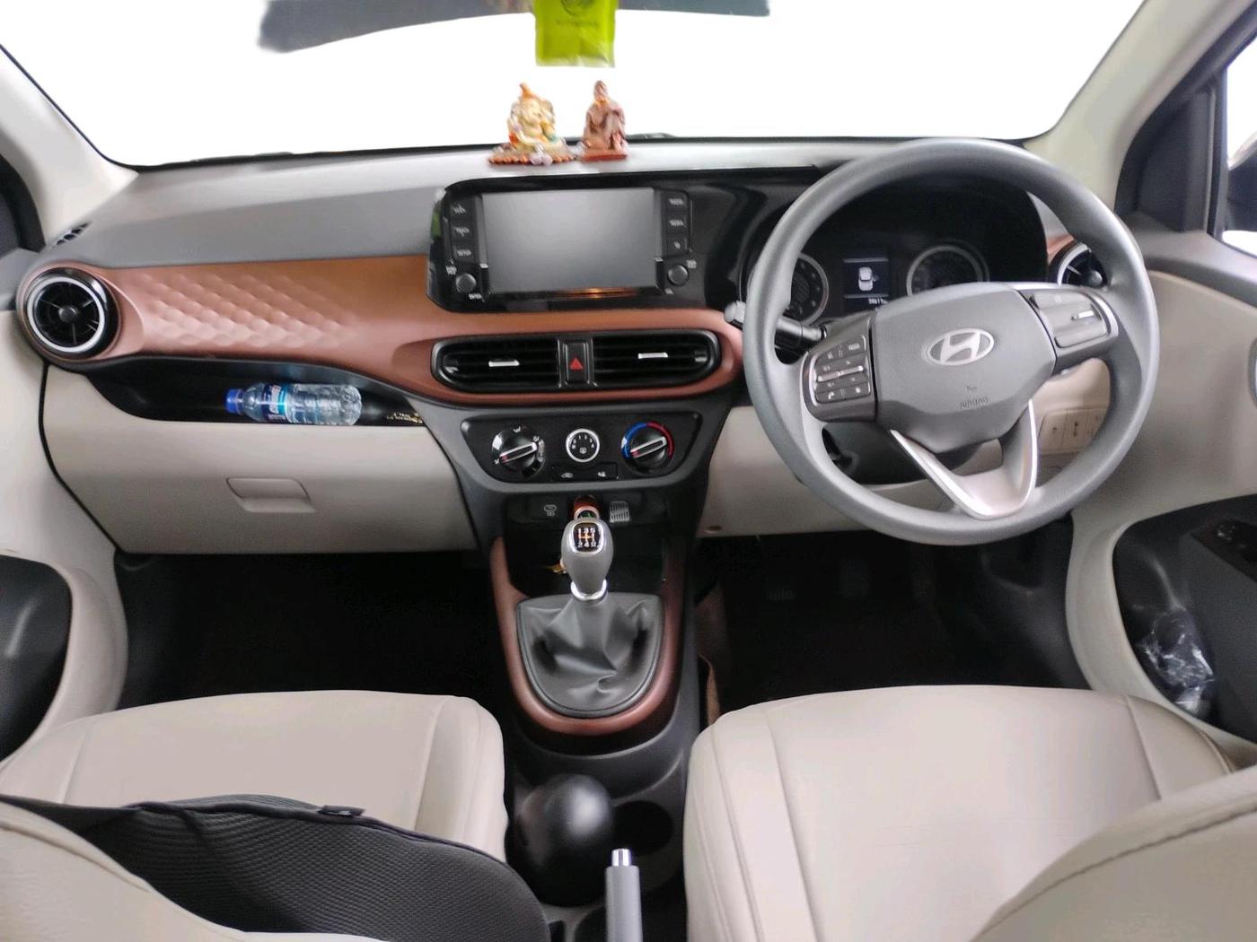 2023 Hyundai AURA SX 1.2 CNG, CNG, Manual, 34,611 km, interior