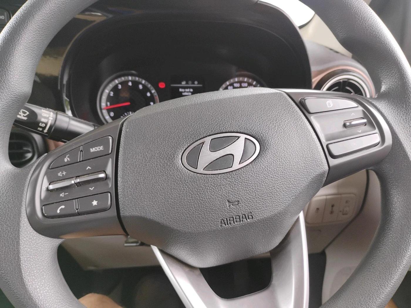 2023 Hyundai AURA SX 1.2 CNG, CNG, Manual, 34,611 km, interior