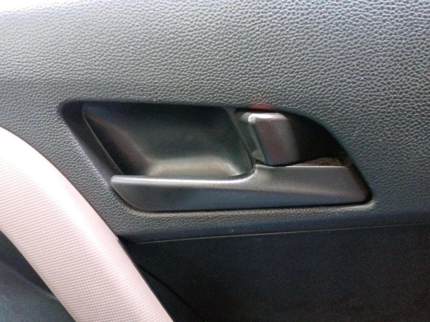 2017 Hyundai Creta E PLUS 1.6 PETROL, Petrol, Manual, 81,201 km, interior