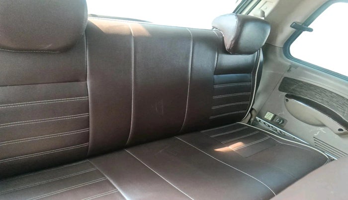 2011 Mahindra Xylo E6 BS-III, Diesel, Manual, 1,79,758 km, interior