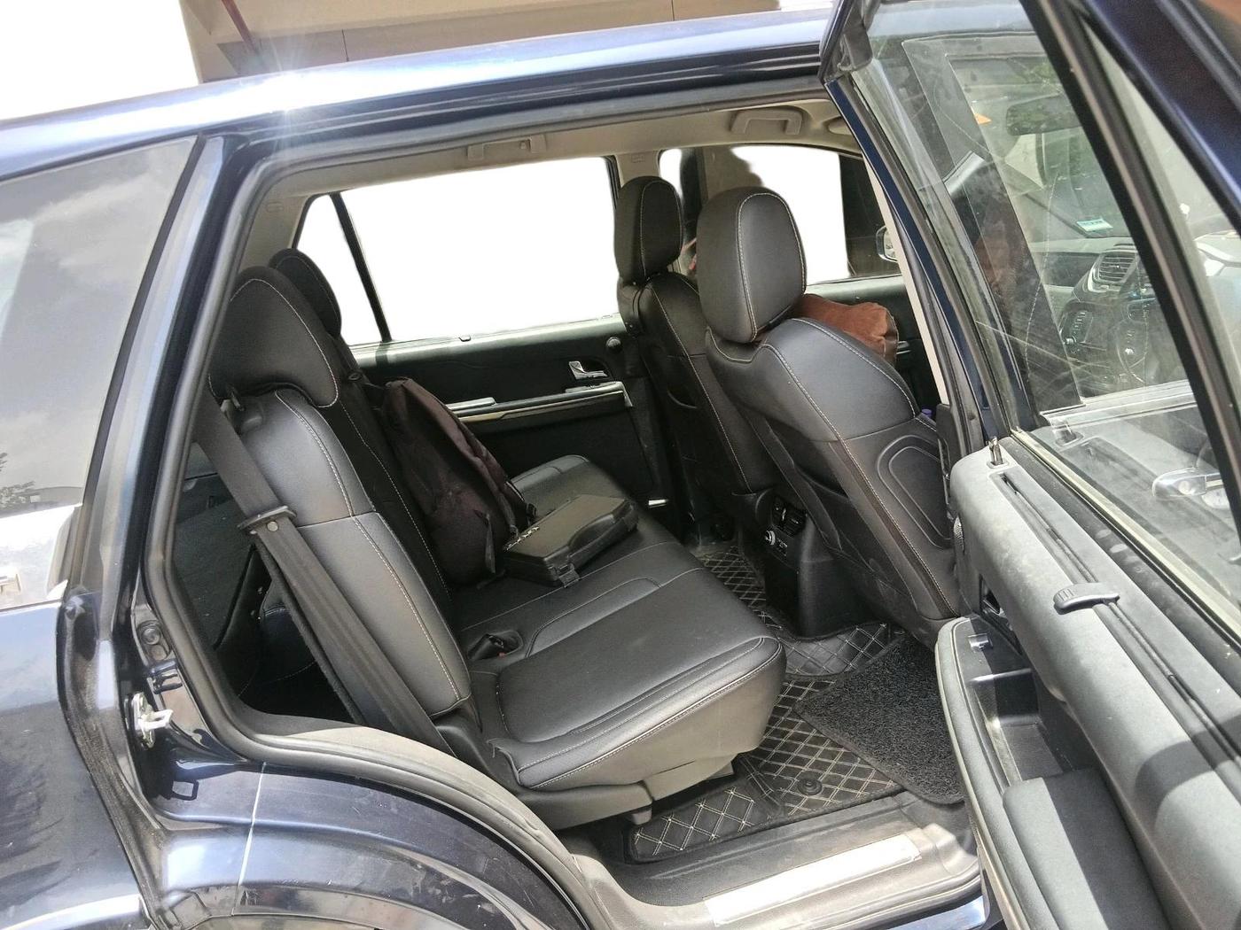 2018 Tata Hexa XTA 4X2 7 STR, Diesel, Automatic, 86,661 km, interior