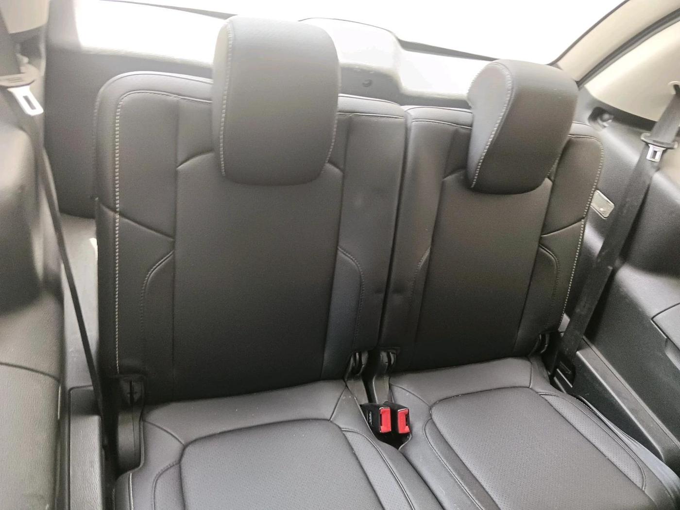 2018 Tata Hexa XTA 4X2 7 STR, Diesel, Automatic, 86,661 km, interior