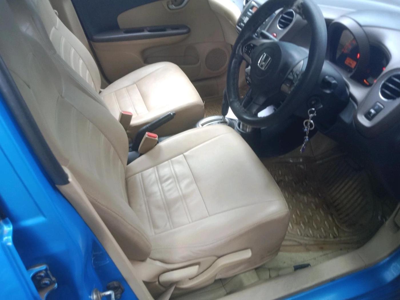 2013 Honda Brio VX AT, Petrol, Automatic, 69,276 km, interior