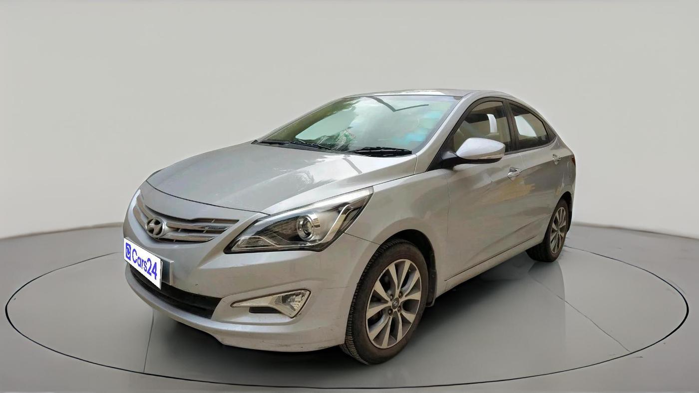 2015 Hyundai Verna FLUIDIC 4S 1.6 VTVT S(O), Petrol, Manual, 52,731 km, exterior