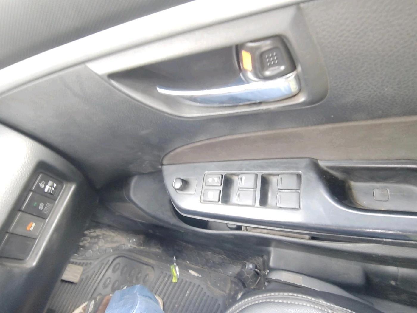 2012 Maruti Swift ZDI, Diesel, Manual, 34,381 km, interior