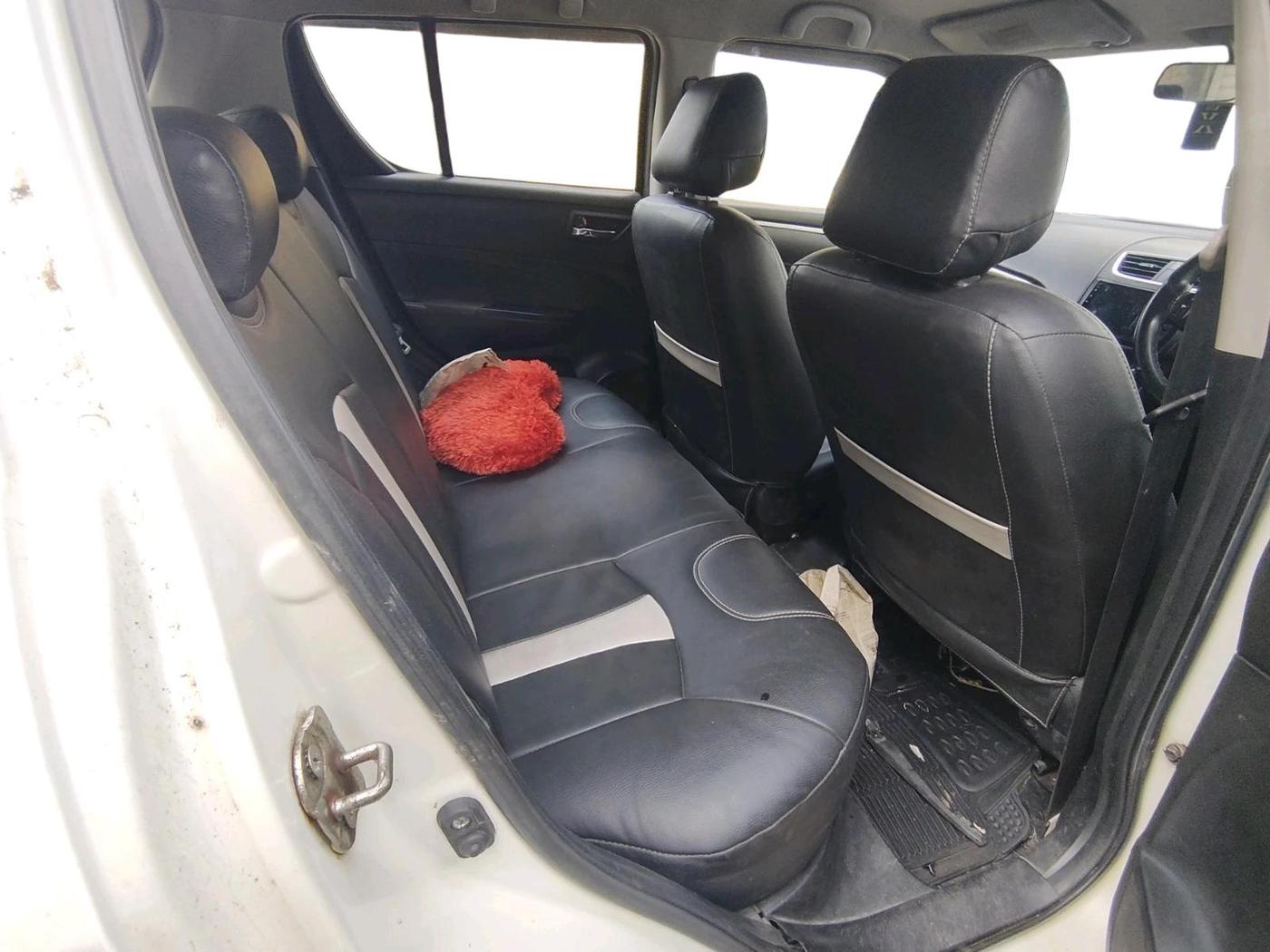2012 Maruti Swift ZDI, Diesel, Manual, 34,381 km, interior