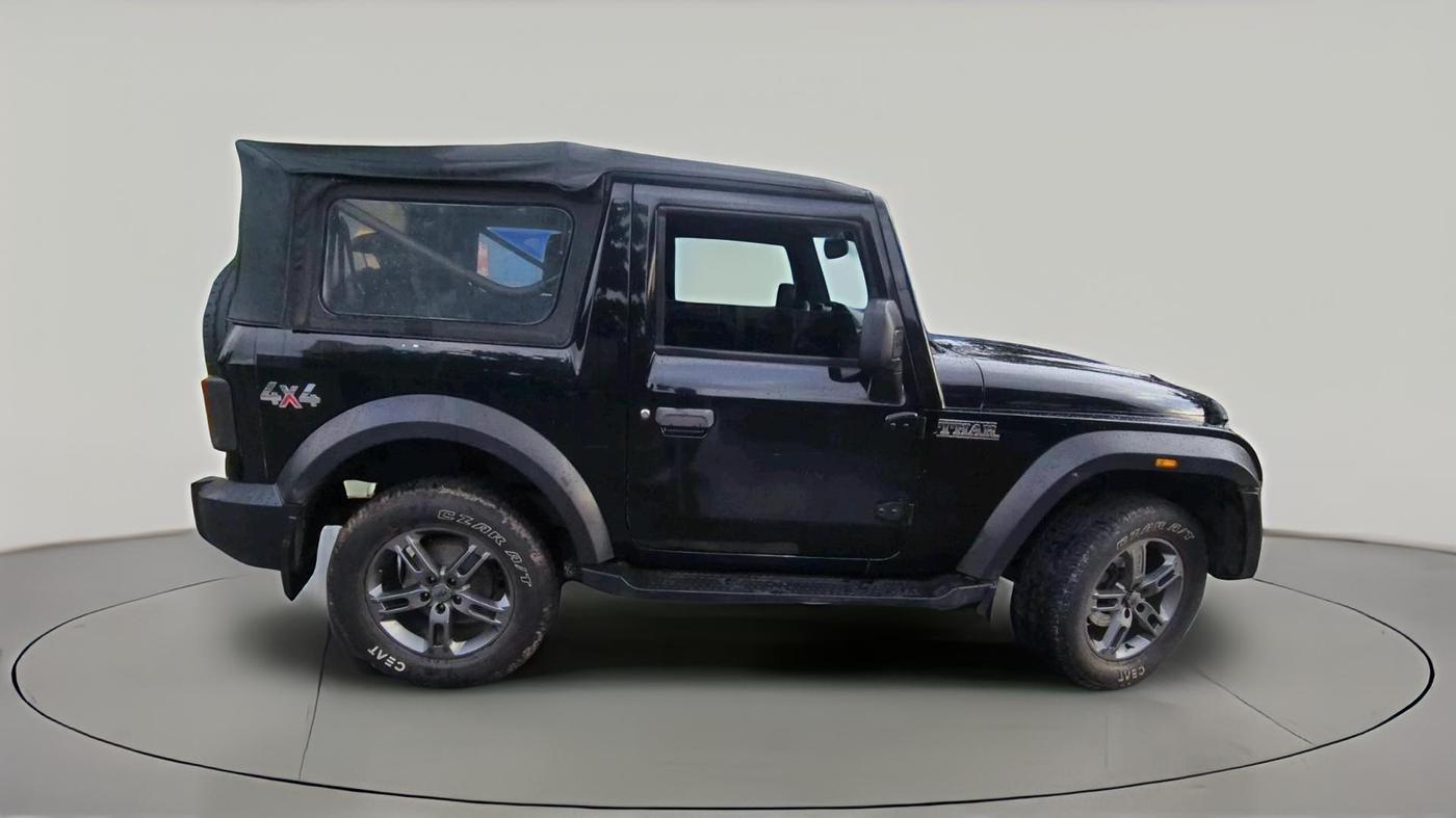 2021 Mahindra Thar LX  P 4WD AT CONVERTIBLE, Petrol, Automatic, 60,232 km, exterior