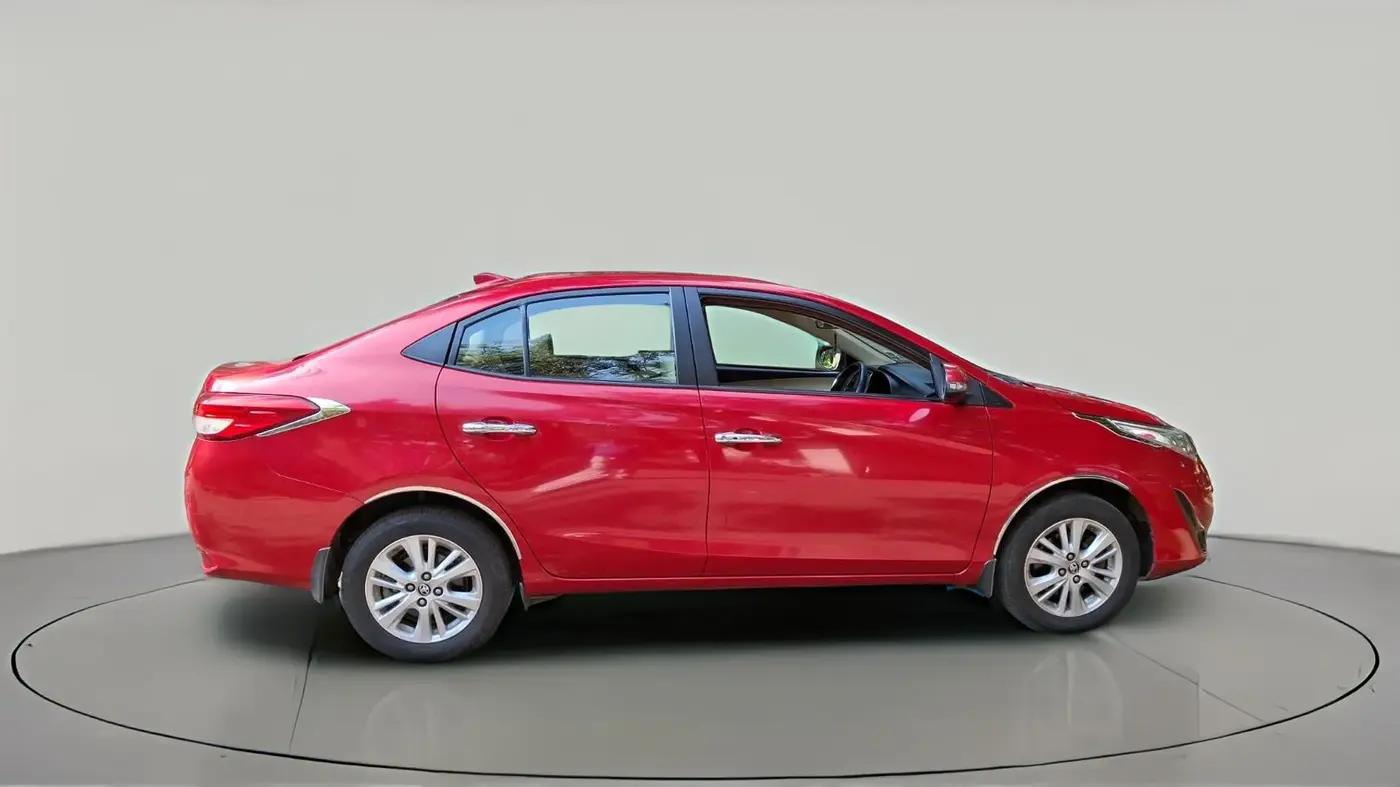 2018 Toyota YARIS VX MT, Petrol, Manual, 36,116 km, exterior