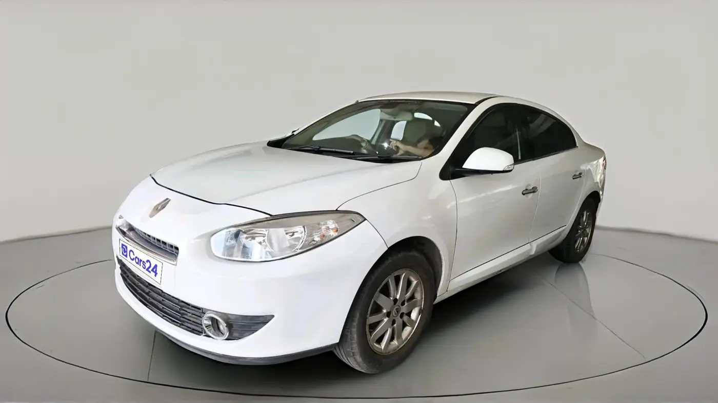 2011 Renault Fluence 2.0 E4 AT, Petrol, Automatic, 86,086 km, exterior
