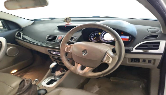 2011 Renault Fluence 2.0 E4 AT, Petrol, Automatic, 86,086 km, interior