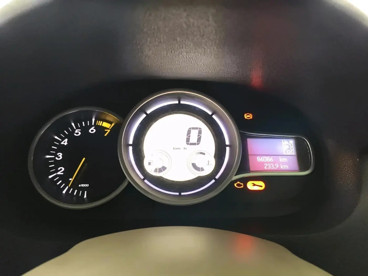 2011 Renault Fluence 2.0 E4 AT, Petrol, Automatic, 86,086 km, interior