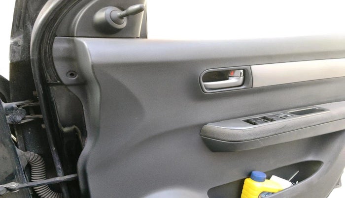 2009 Maruti Swift VXI 1.3, CNG, Manual, 89,611 km, interior