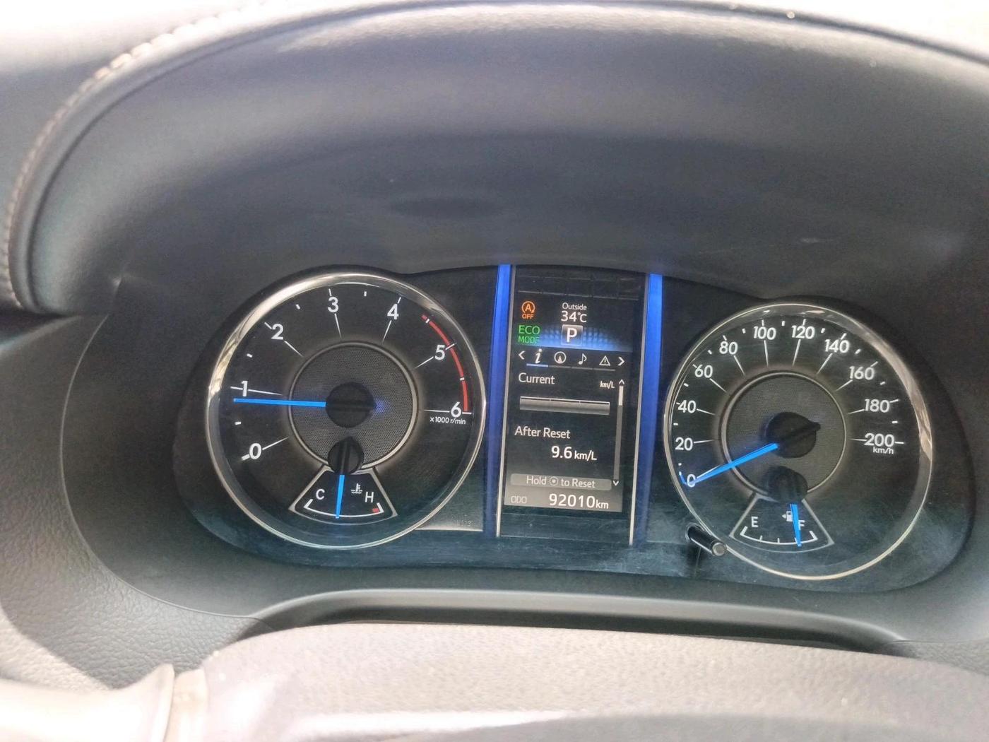 2018 Toyota Fortuner 2.8 4X2 AT, Diesel, Automatic, 92,010 km, interior