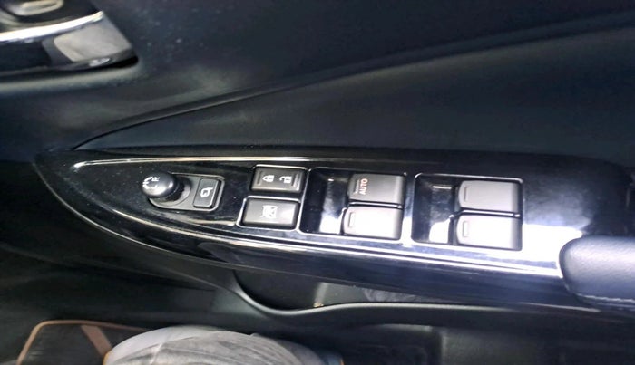 2023 Maruti Baleno ZETA PETROL 1.2, Petrol, Manual, 28,302 km, interior