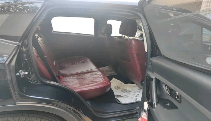 2022 Tata Harrier XTA PLUS 2.0L KRYOTEC DARK EDITION, Diesel, Automatic, 40,772 km, interior