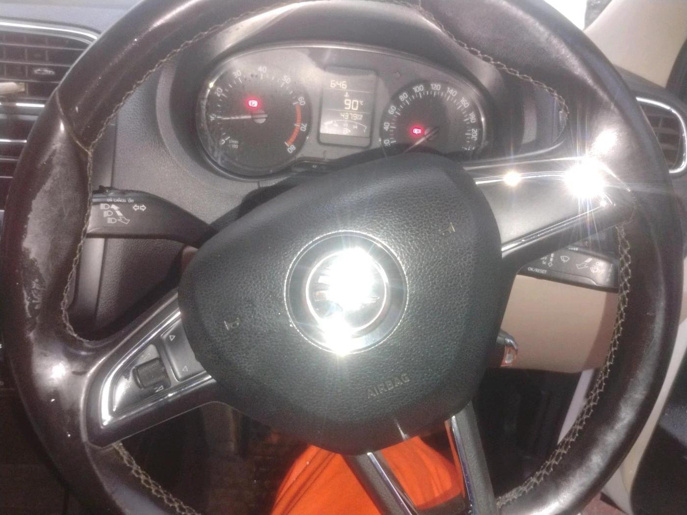 2018 Skoda Rapid STYLE 1.6 MPI, Petrol, Manual, 79,408 km, interior