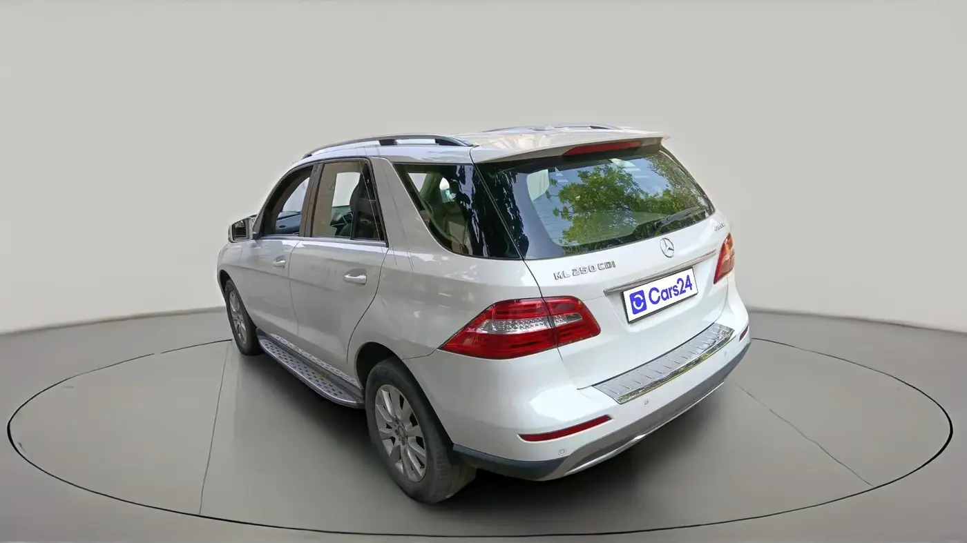 2013 Mercedes Benz Ml Class 250 CDI, Diesel, Automatic, 2,30,826 km, exterior