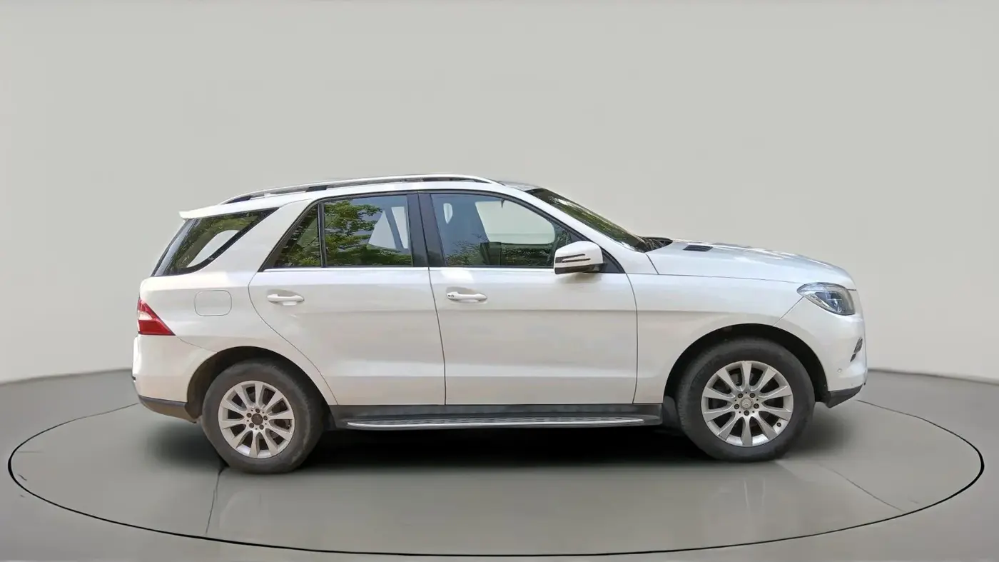 2013 Mercedes Benz Ml Class 250 CDI, Diesel, Automatic, 2,30,826 km, exterior