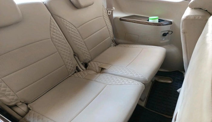 2021 Maruti Ertiga ZXI AT SHVS, Petrol, Automatic, 28,401 km, interior