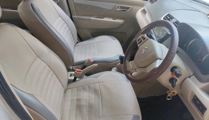 2017 Maruti Ertiga VXI CNG, CNG, Manual, 1,34,043 km, interior