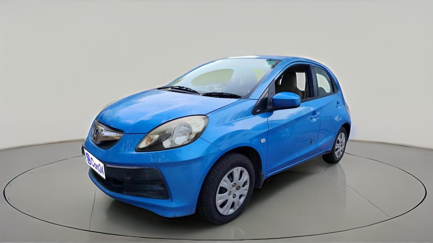 2013 Honda Brio S MT, Petrol, Manual, 1,37,575 km, exterior