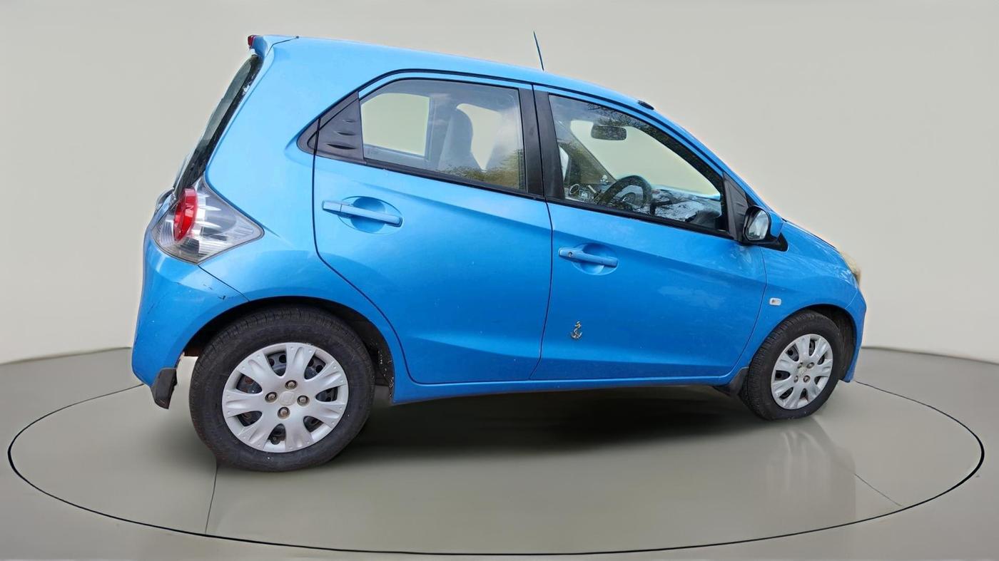 2013 Honda Brio S MT, Petrol, Manual, 1,37,575 km, exterior