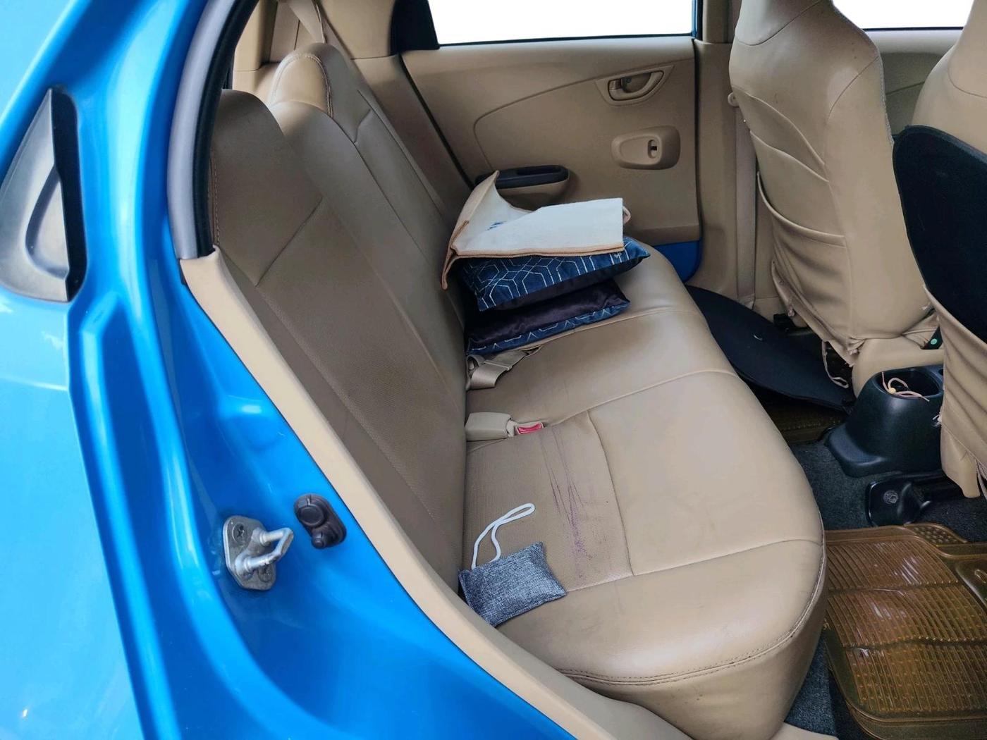 2013 Honda Brio S MT, Petrol, Manual, 1,37,575 km, interior