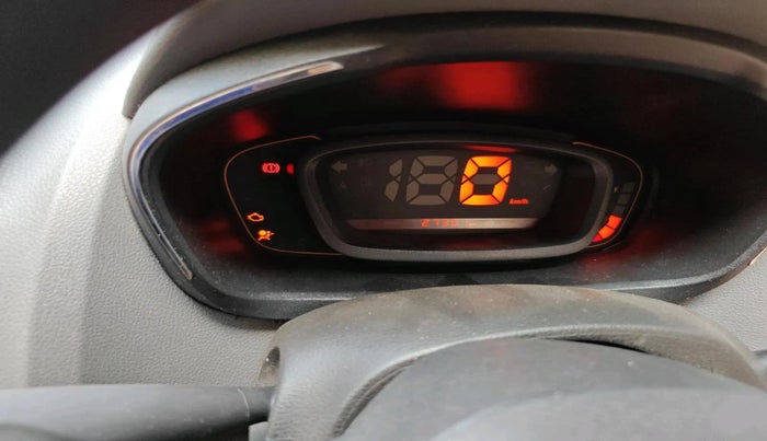 2017 Renault Kwid RXT 0.8, Petrol, Manual, 27,301 km, interior