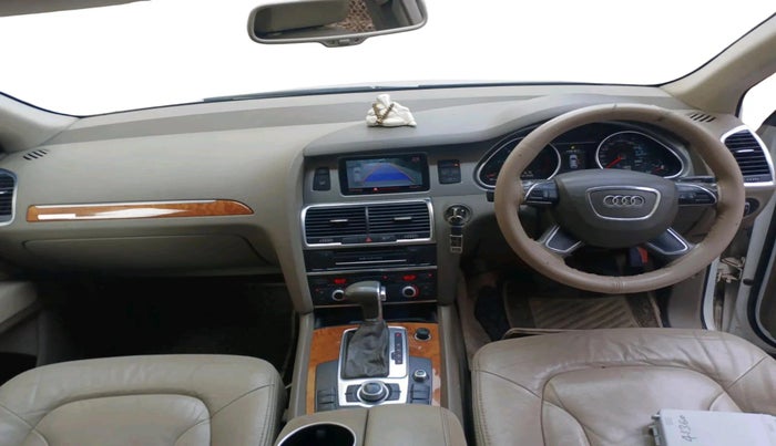 2014 Audi Q7 35 TDI PREMIUM PLUS, Diesel, Automatic, 1,32,288 km, interior