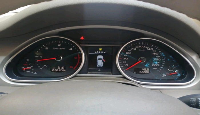 2014 Audi Q7 35 TDI PREMIUM PLUS, Diesel, Automatic, 1,32,288 km, interior