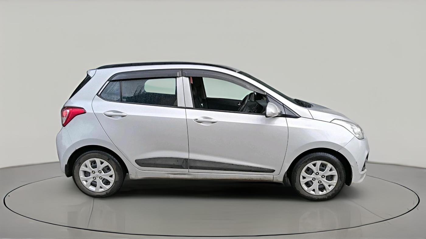 2015 Hyundai Grand i10 SPORTZ 1.2 KAPPA VTVT, Petrol, Manual, 71,205 km, exterior