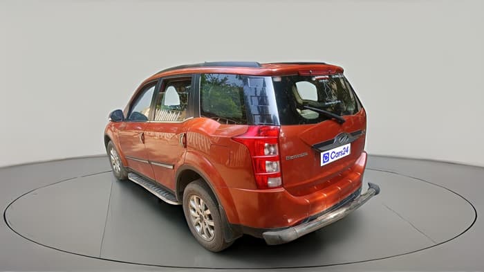 2017 Mahindra XUV500 W10, Diesel, Manual, 83,400 km, exterior