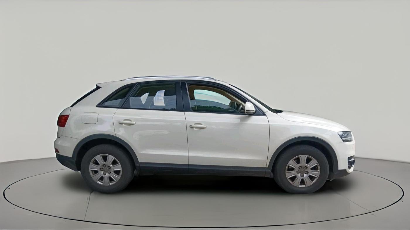 2013 Audi Q3 2.0 TDI QUATTRO, Diesel, Automatic, 37,474 km, exterior
