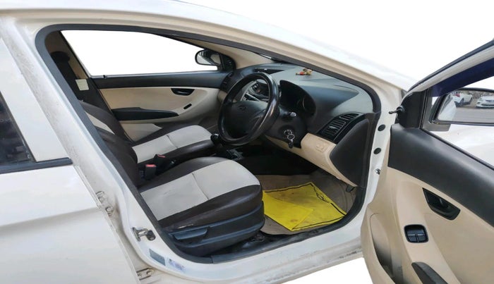 2013 Hyundai Eon MAGNA + LPG, Petrol, Manual, 79,551 km, interior