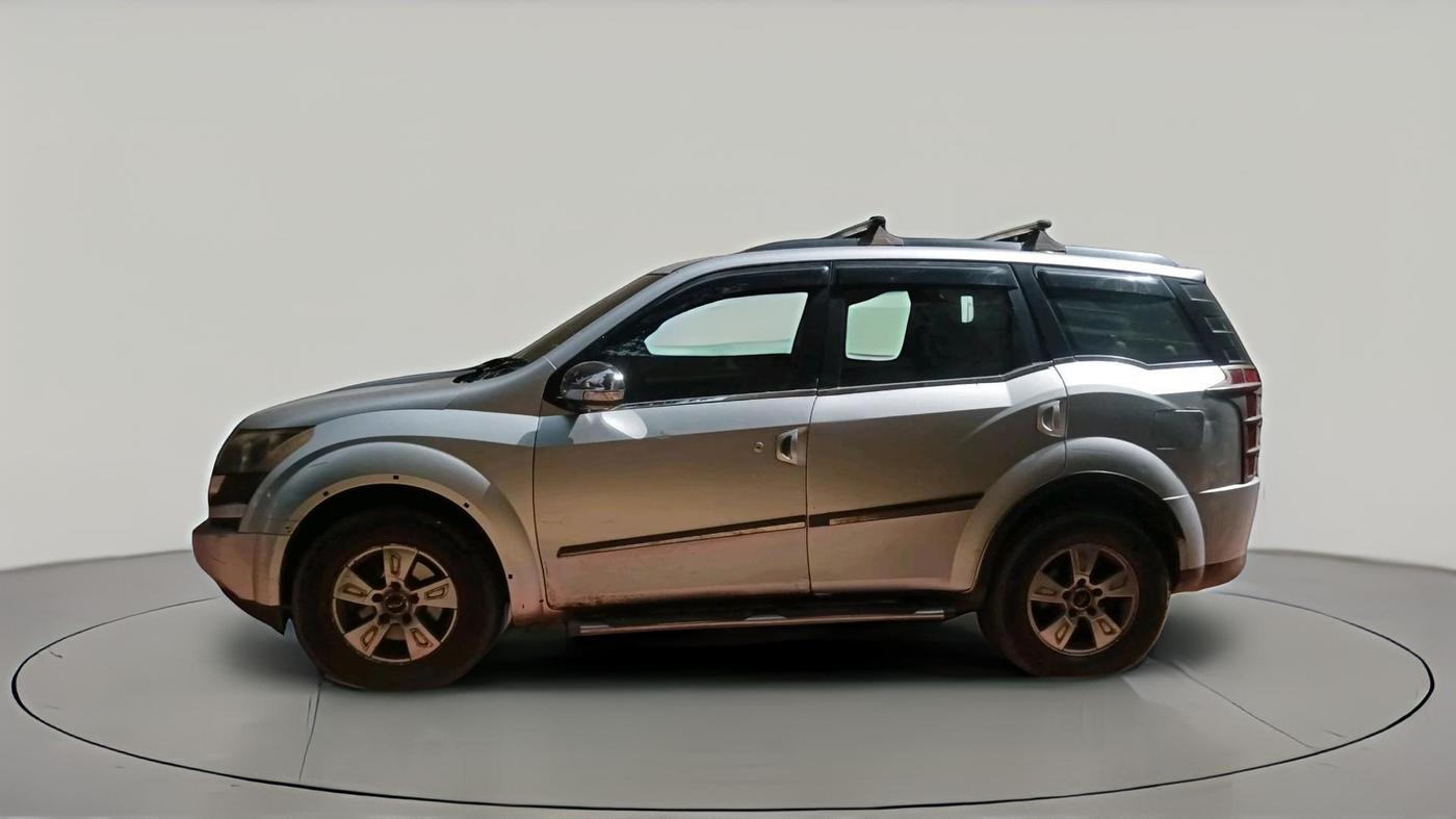 2012 Mahindra XUV500 W8, Diesel, Manual, 1,38,198 km, exterior